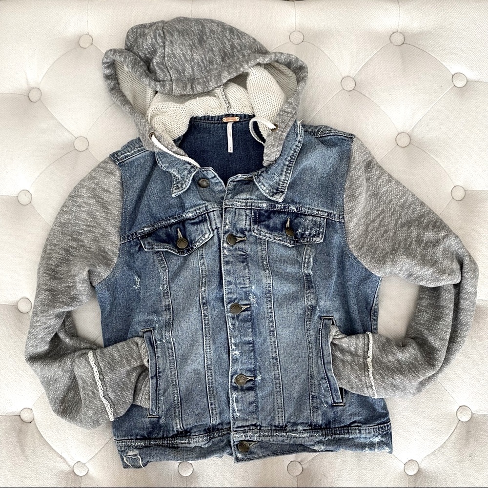 Free People • Denim Sweatshirt • Jacket • Sz M